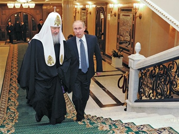 znakcom-701038-600x448