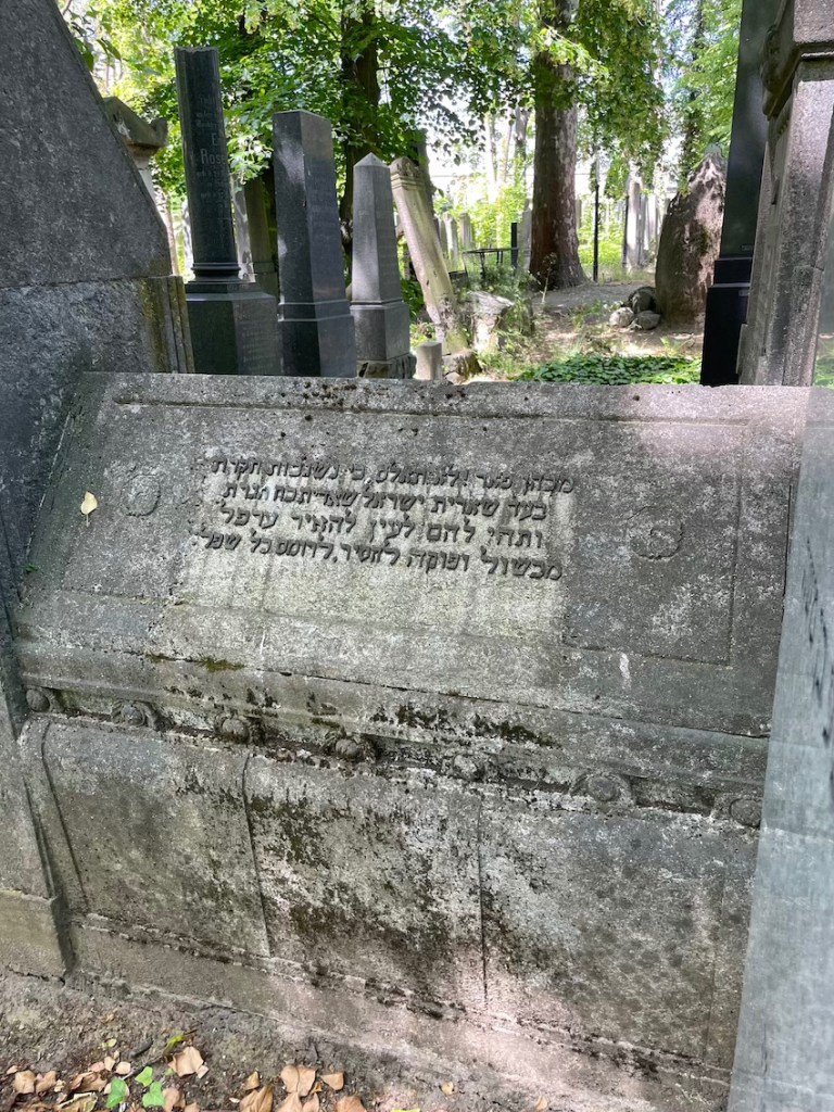 Auf dem Jüdischen Friedhof Berlin-Weißensee